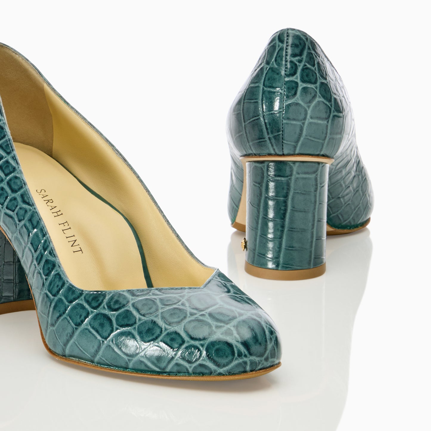 Perfect Round Toe Pump 70 in Emerald Green Croc Embossed Calf