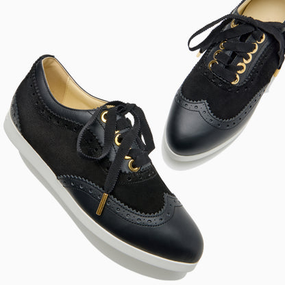 Britta Oxford in Black Calf and Crosta