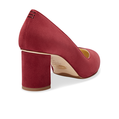 Perfect Round Toe Pump in Burgundy Suede